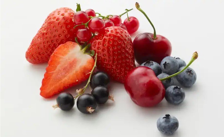 Some berries you can eat for weight loss